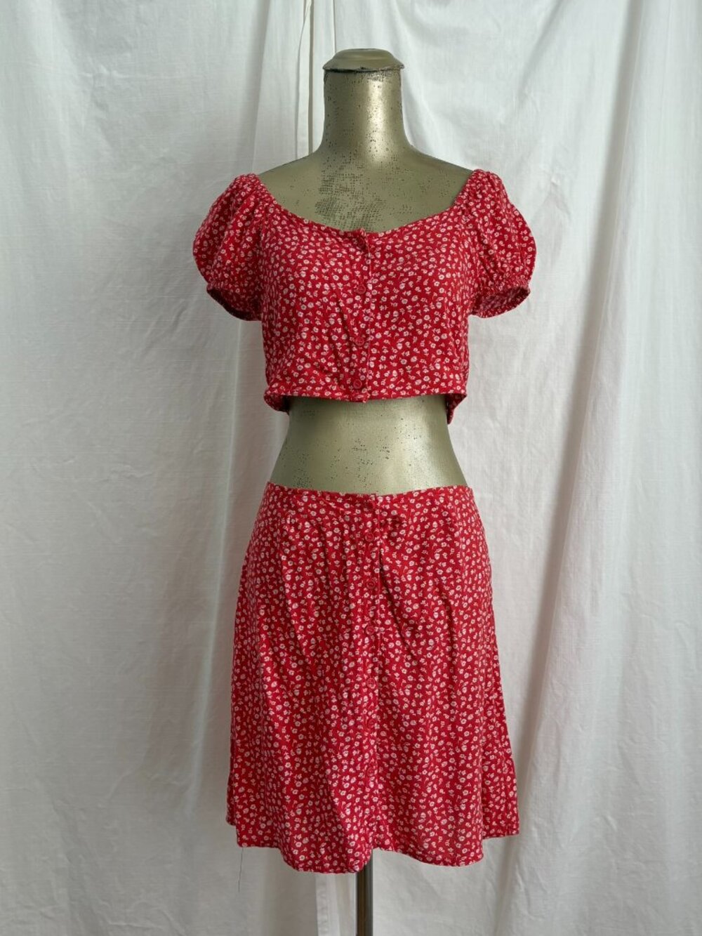 H&M Red Floral Skirt Set XS Low Rise Cropped Dainty Soft Girl Vacation Feminine